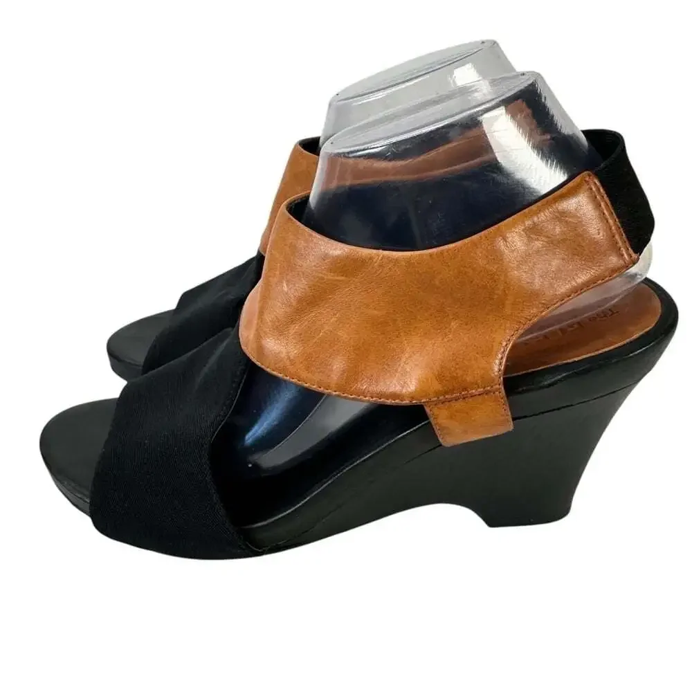 The Flexx Stylish Black and Brown Wedge Sandals Size 10